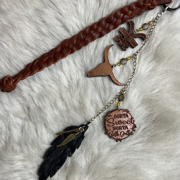 Fun and Unique Hand Crafted Leather and Feather Yellowstone Keychain with Charms - Picture 6 of 12
